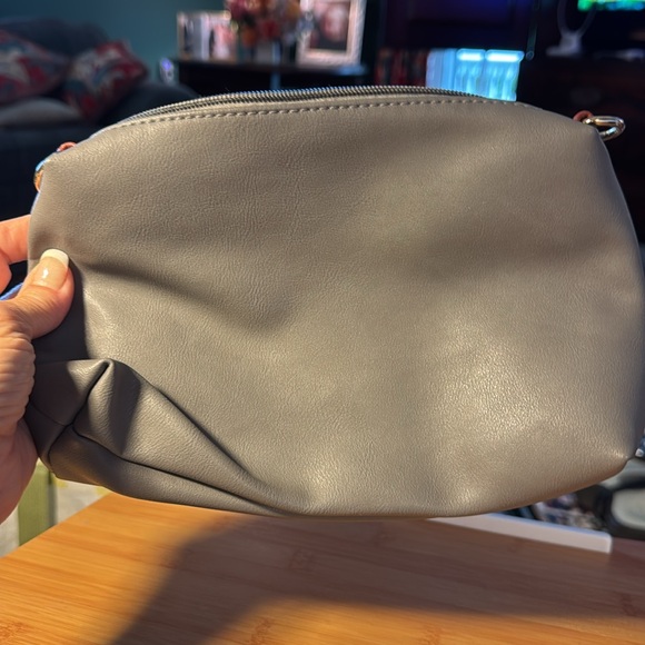 Purse - Picture 5 of 7